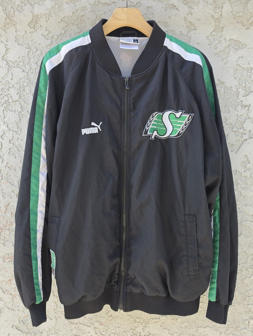 VTG 90s Puma Saskatchewan Roughriders CFL Track Jacket Men's L Black Sewn
